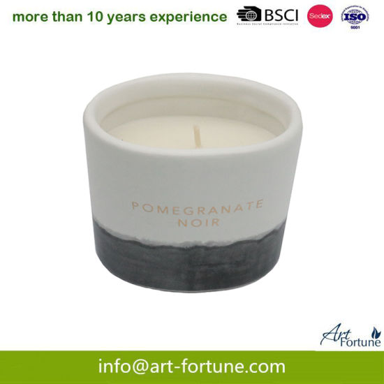 Fragrant Scented Ceramic Candle with Flat Parts and Opaque Spray and Gold Stickers for Home Decor.