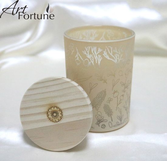 Luxury Scented Soy Aromatherapy Wax in Glass Candle with Flannel Label and Wooden Lid